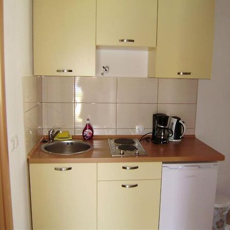 Apartments Roko Rogoznica  Extérieur photo