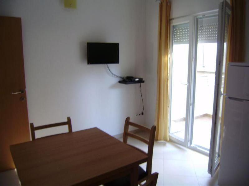 Apartments Roko Rogoznica  Extérieur photo