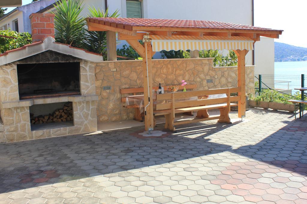 Apartments Roko Rogoznica  Extérieur photo