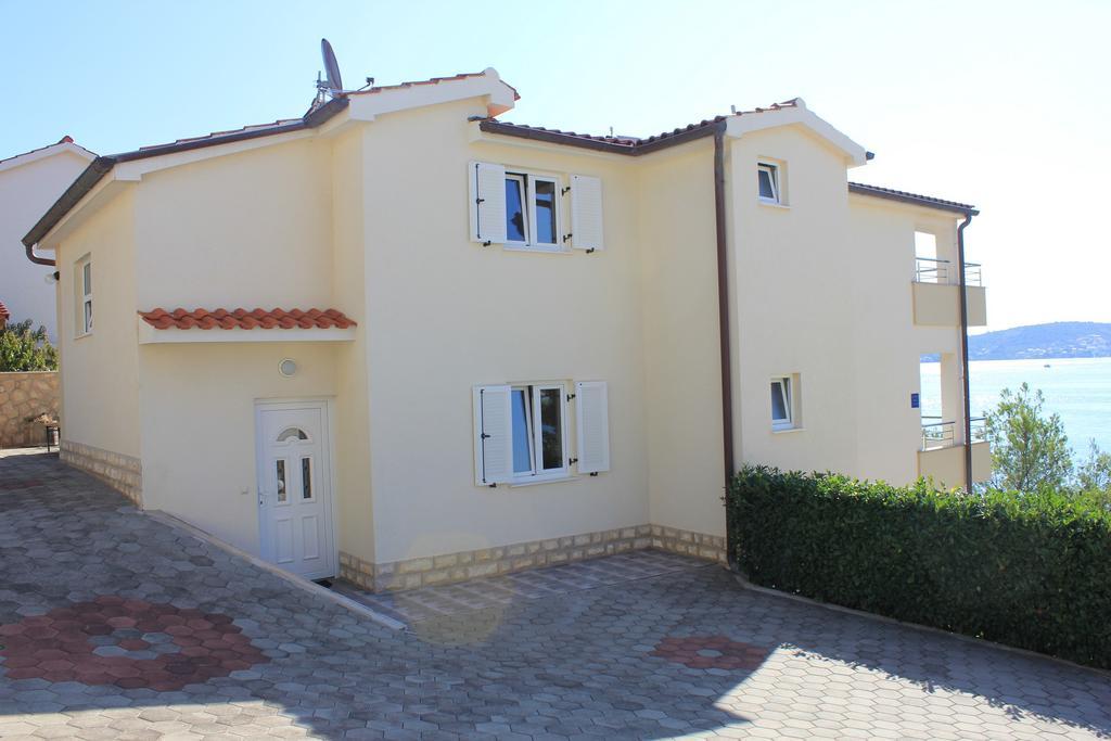 Apartments Roko Rogoznica  Extérieur photo