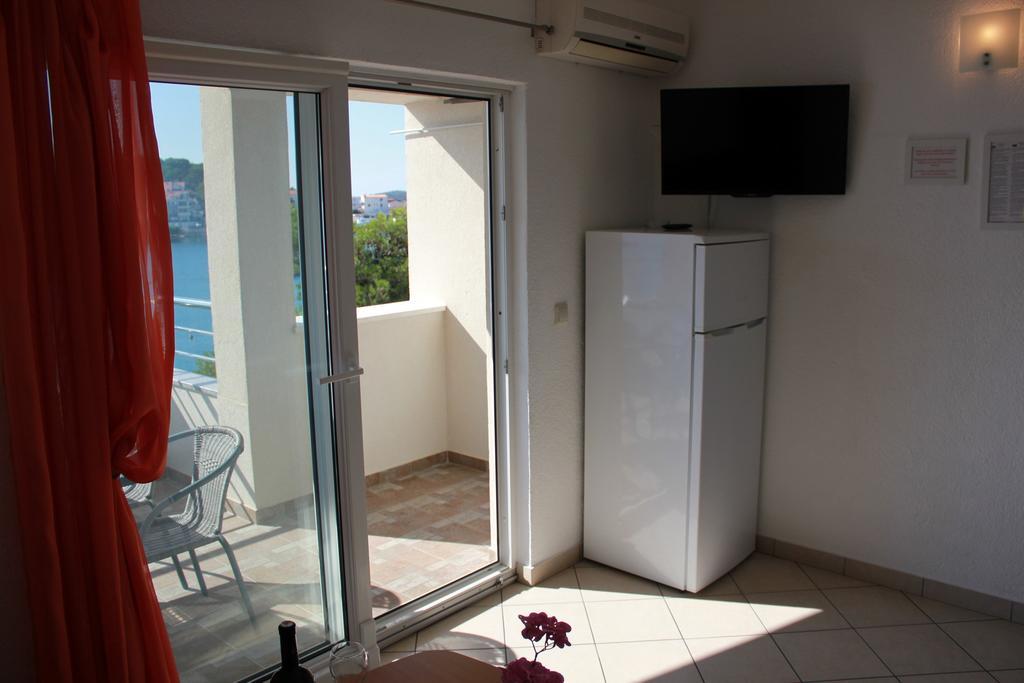 Apartments Roko Rogoznica  Extérieur photo
