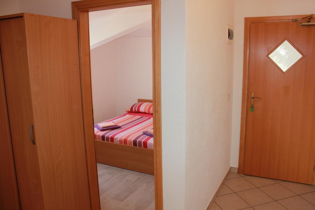 Apartments Roko Rogoznica  Extérieur photo