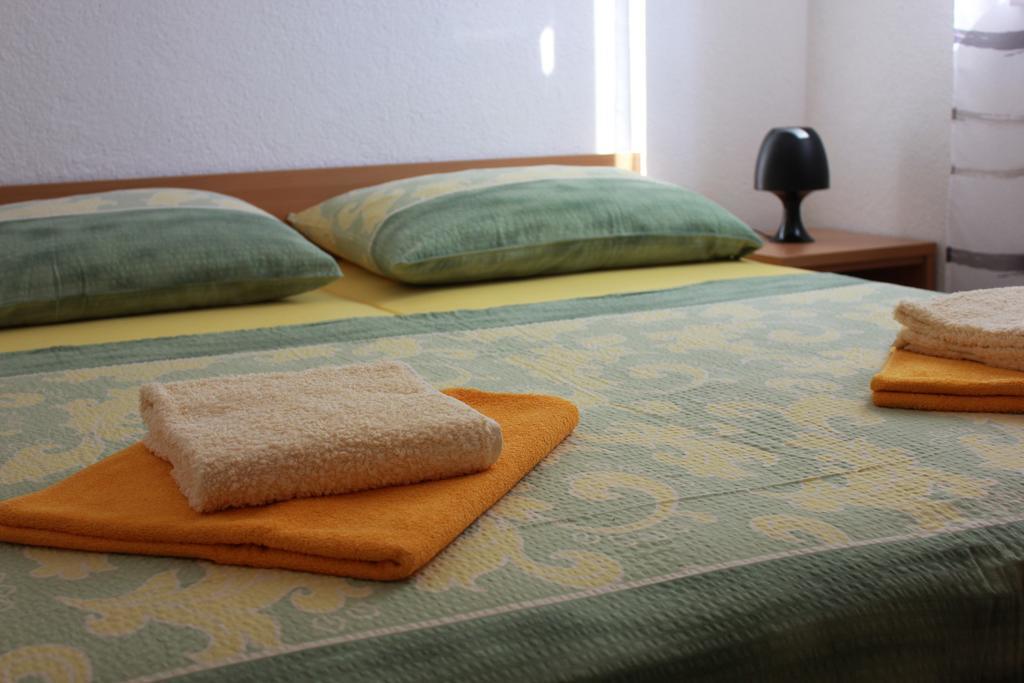 Apartments Roko Rogoznica  Extérieur photo
