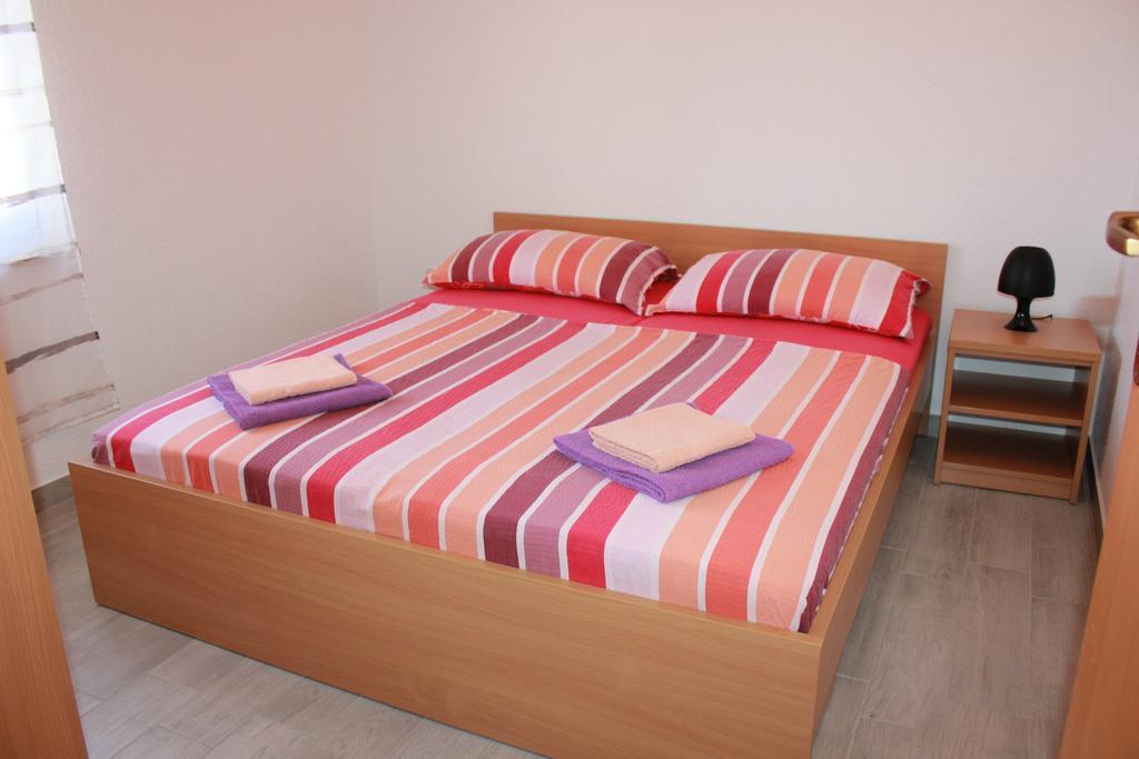 Apartments Roko Rogoznica  Extérieur photo