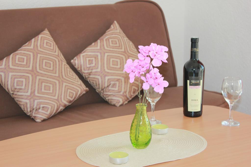 Apartments Roko Rogoznica  Extérieur photo